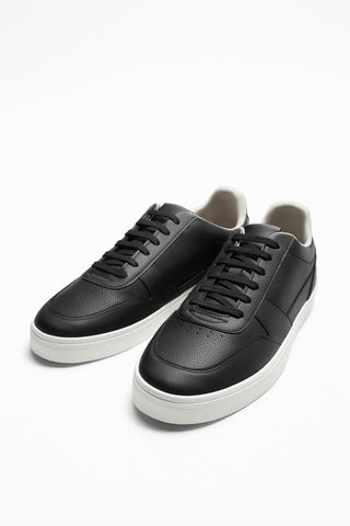 Zara minimalist Sneakers