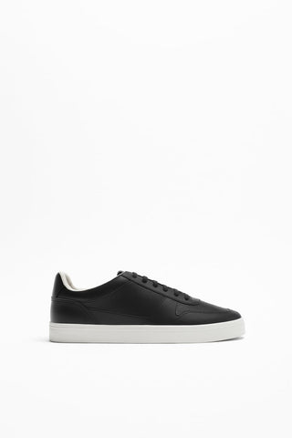 Zara minimalist Sneakers