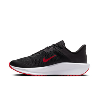 NIKE QUEST 6