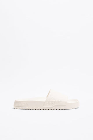 Zara Textured Slides