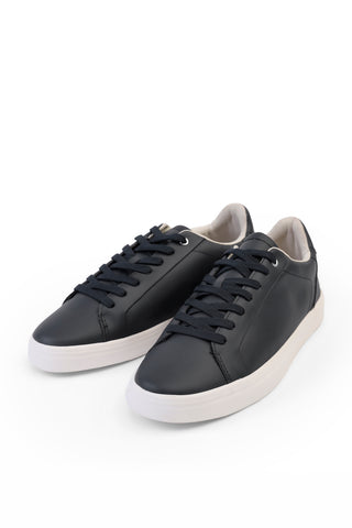 ZR Minimalist Sneakers